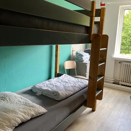 Hostel Flensbed & *