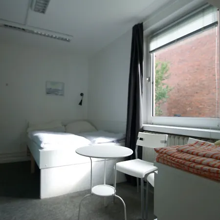 Albergue Flensbed & *