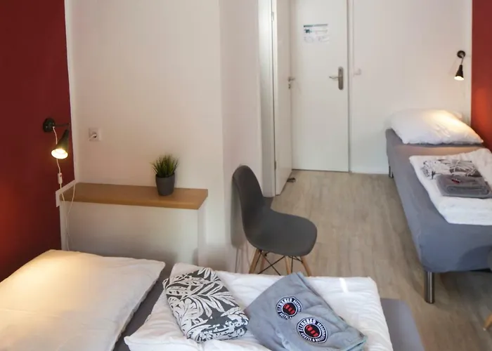 Flensbed Hotel&hostel *